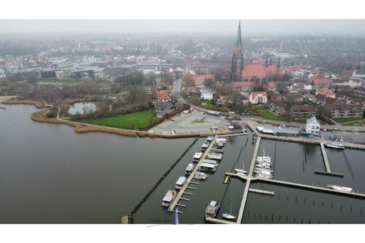 Hausboot Fjord Ankerplatz Mit Biosauna In Schleswig Ngoại thất bức ảnh