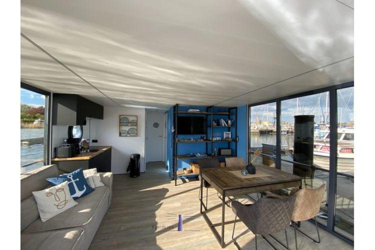 Hausboot Fjord Ankerplatz Mit Biosauna In Schleswig Ngoại thất bức ảnh