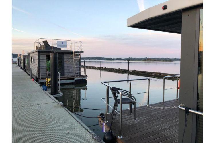 Hausboot Fjord Ankerplatz Mit Biosauna In Schleswig Ngoại thất bức ảnh